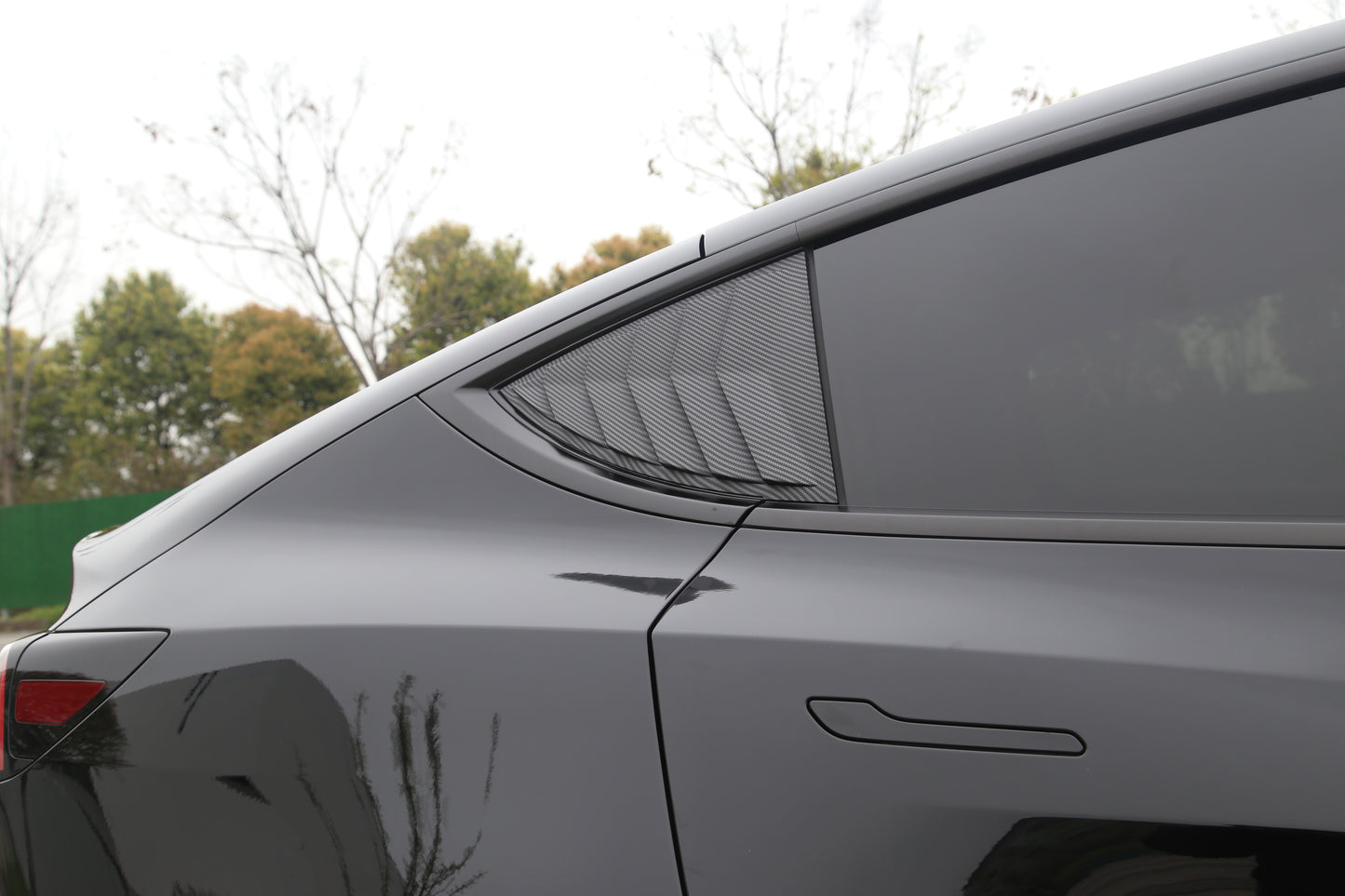 Model Y: Rear Window Triangular Shutters (2 PCs)