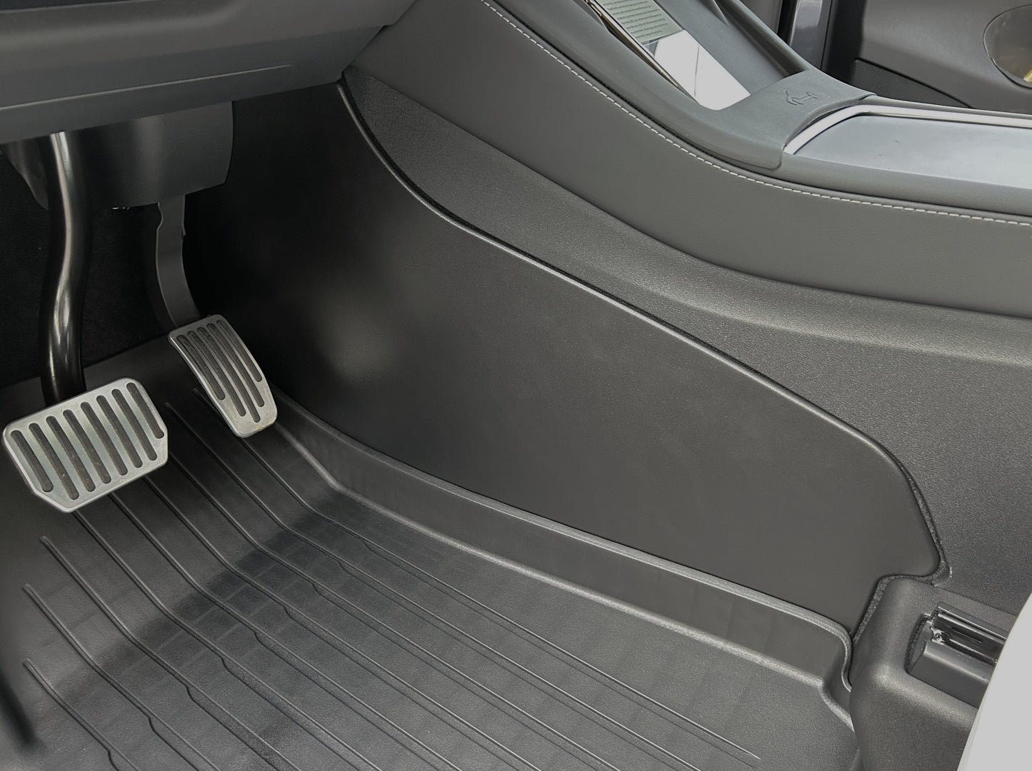 Model Y: ABS Centre Console Anti-Kick Cover Pads