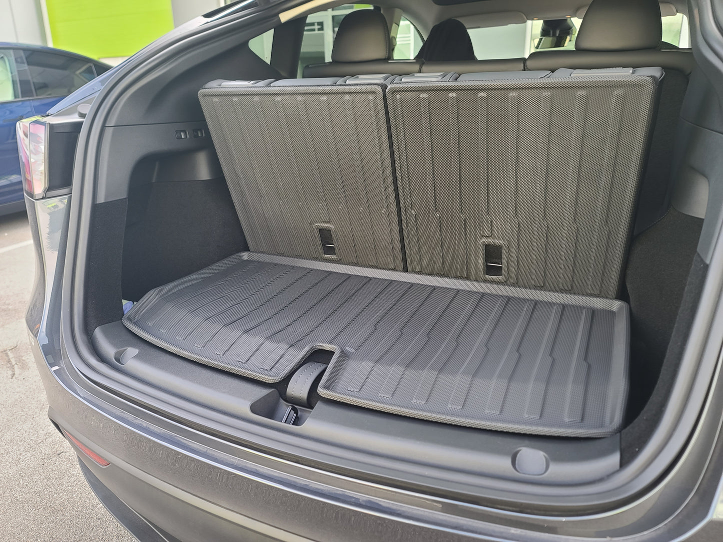 Model Y 7 Seaters: TPO Trunk Area Mat (3 PCs)