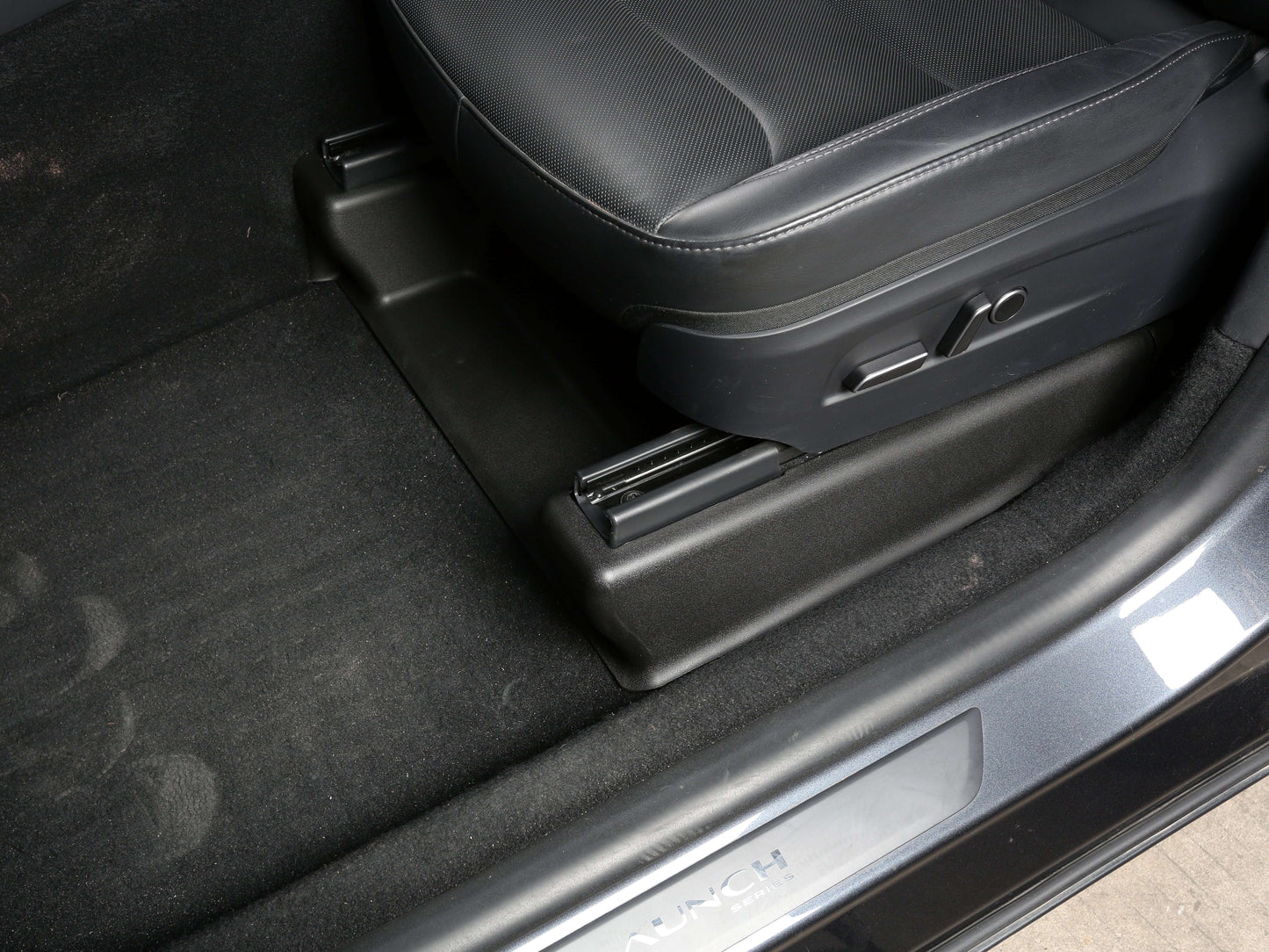 model-y-juniper-2026-under-seat-full-coverage-corner-edge-vent-protector-cover-5-pcs