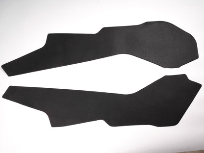 Model 3 Highland: TPE Centre Console Anti-Kick Cover Pads (2 PCs)