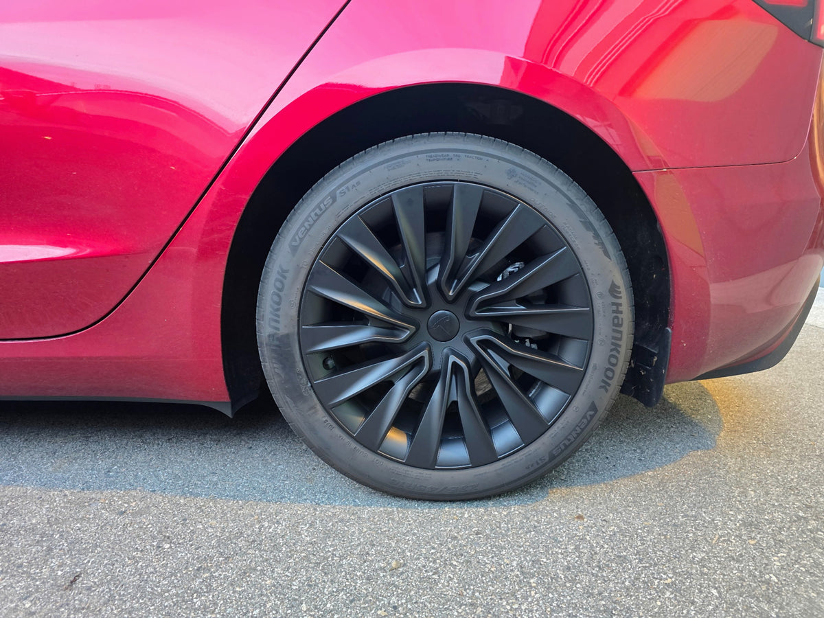 Model 3 Highland 2024+: Star Blade 18" Wheel Rim Protector Cover