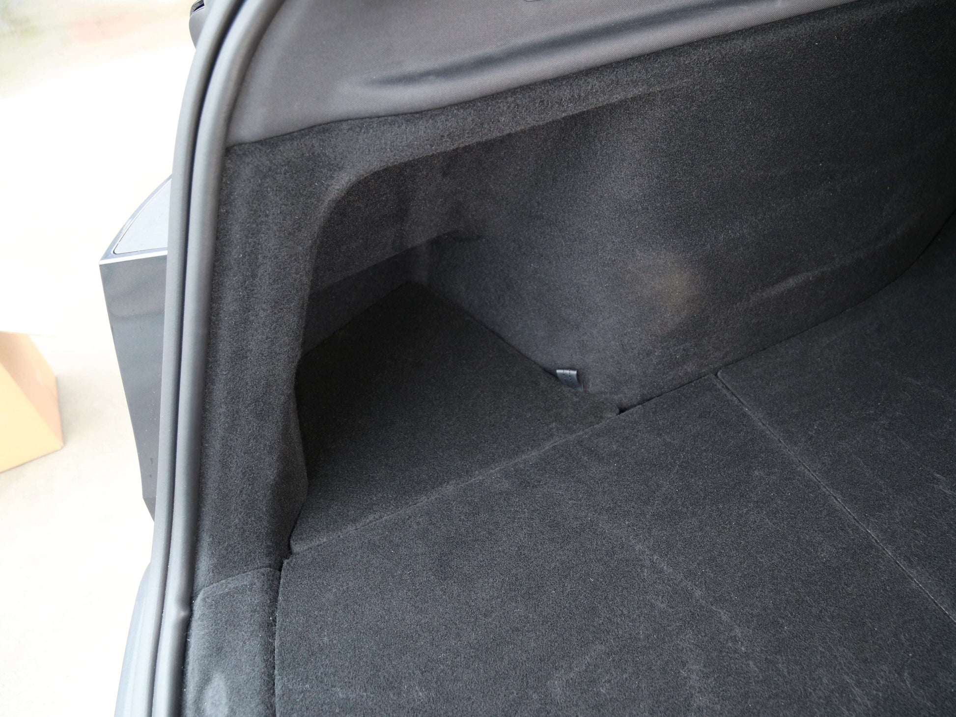 model-y-juniper-rear-trunk-side-storage-bins-flocked-lids-4-pcs
