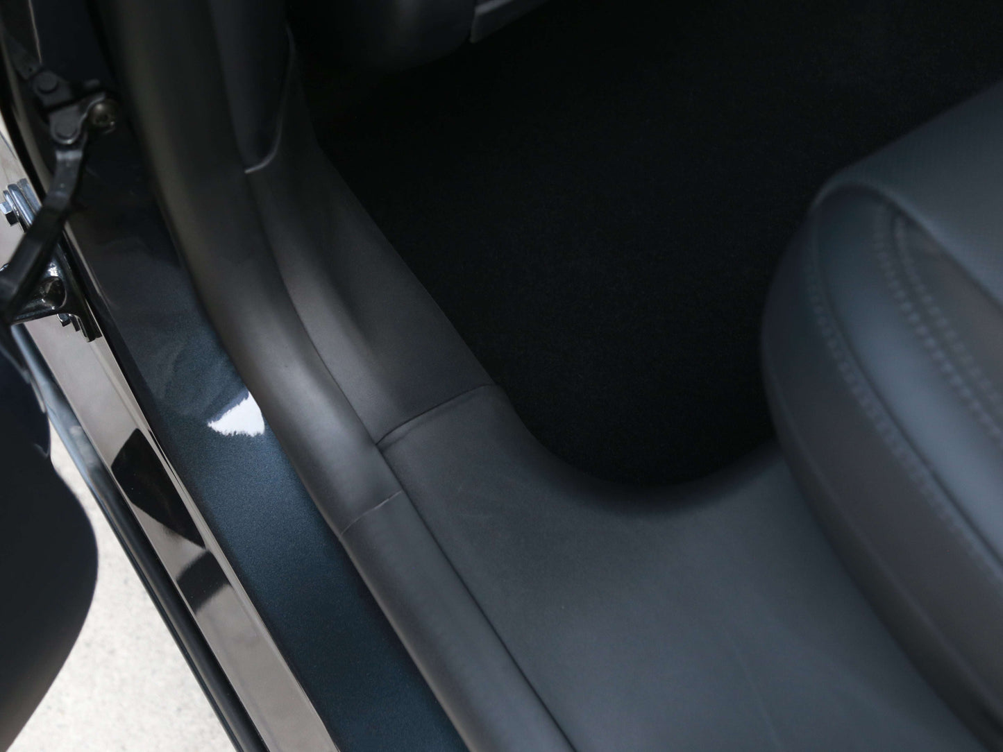 model-y-juniper-full-coverage-tpe-door-sill-protection-guard-covers-8pcs