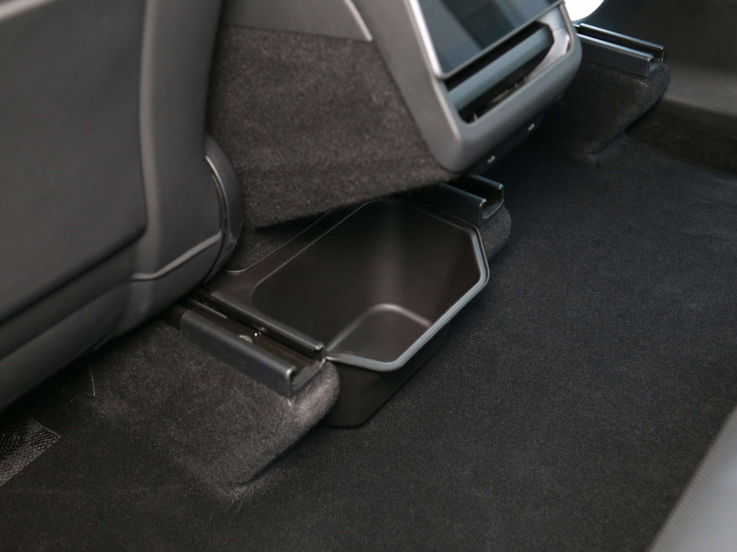 model-y-juniper-rear-passenger-centre-console-storage-bin