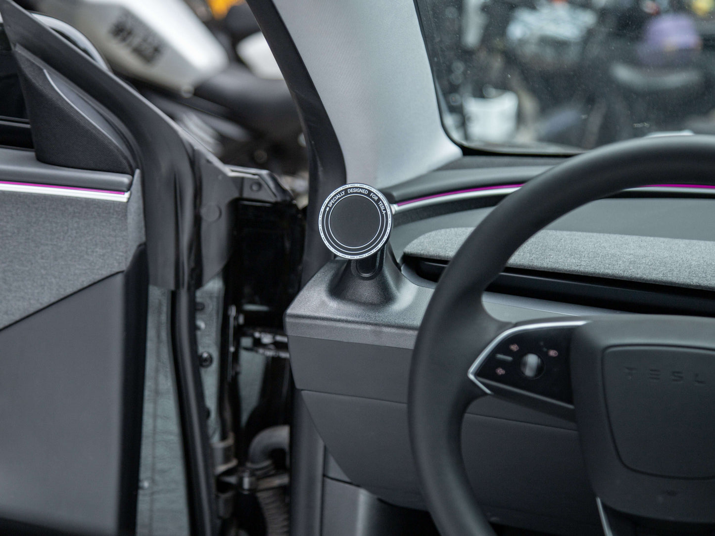 model-3-2017-2023-y-dashboard-air-vent-phone-holder-mount-magsafe-drop-down-copy