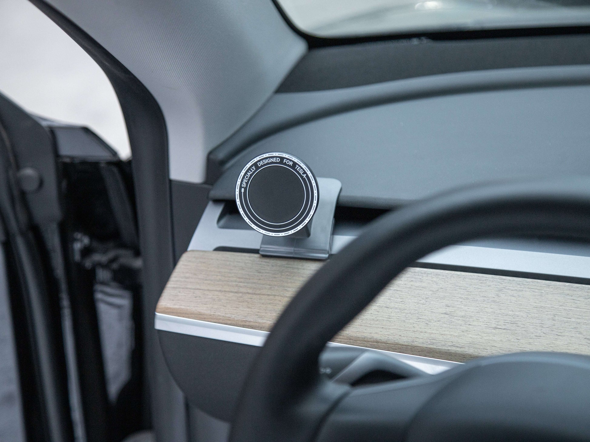 model-3-2017-2025-y-dashboard-air-vent-phone-holder-mount-magsafe-drop-down