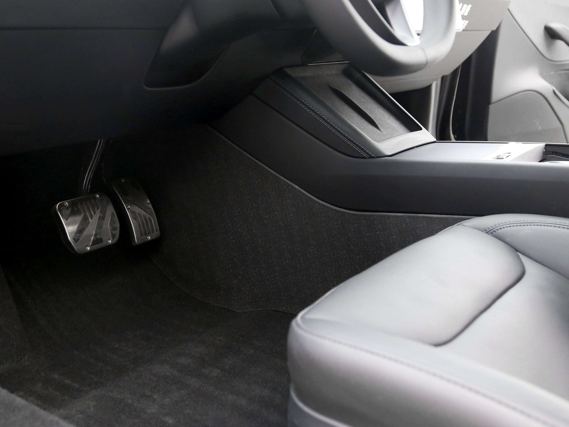 model-3-highland-tpe-centre-console-anti-kick-cover-pads-2-pcs