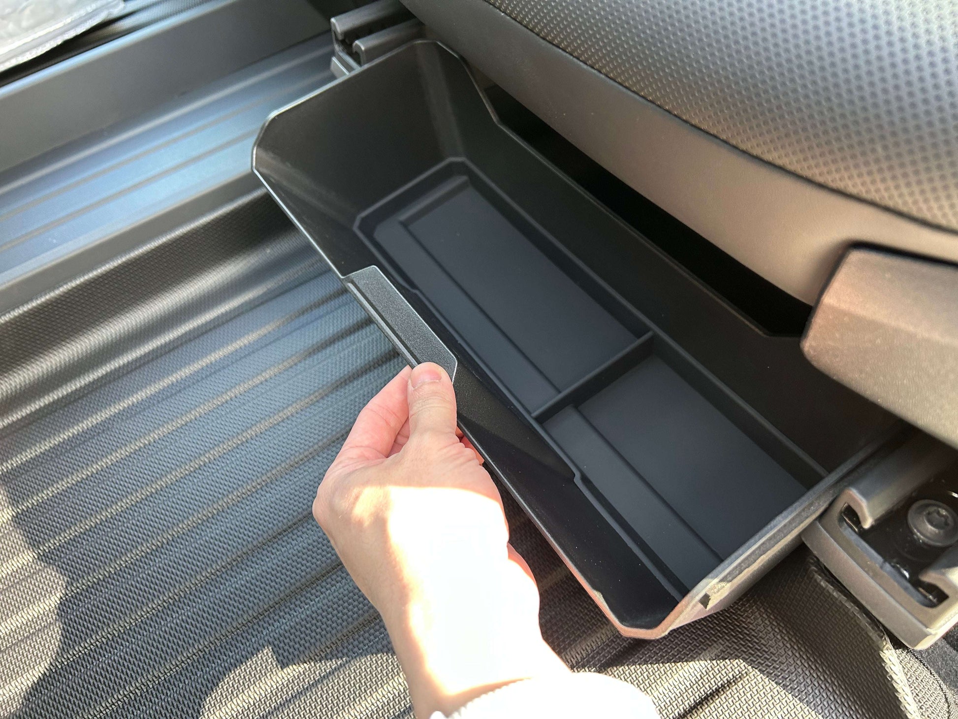 cybertruck-underseat-drawer