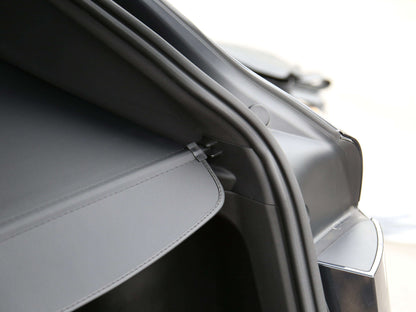 model-y-juniper-2026-retractable-privacy-trunk-screen-cover