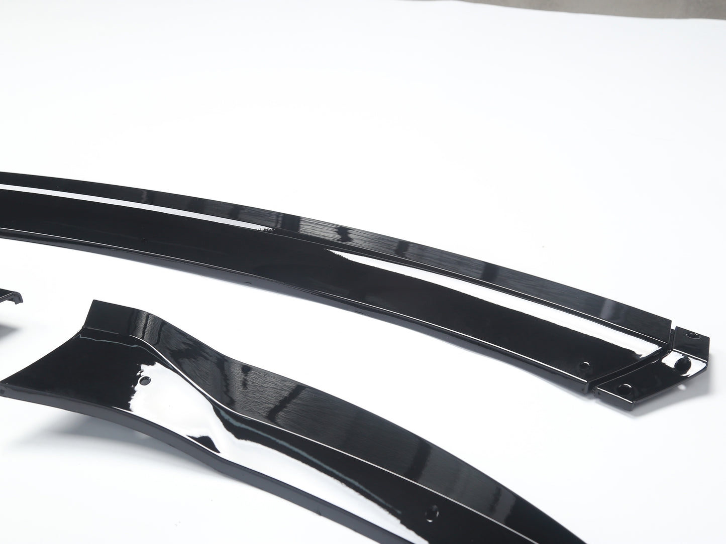 Model 3 Highland: Front Air Deflector Lip (3 PCs)