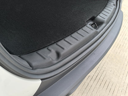 Model Y Juniper 2026+: TPE Trunk Sill Cover