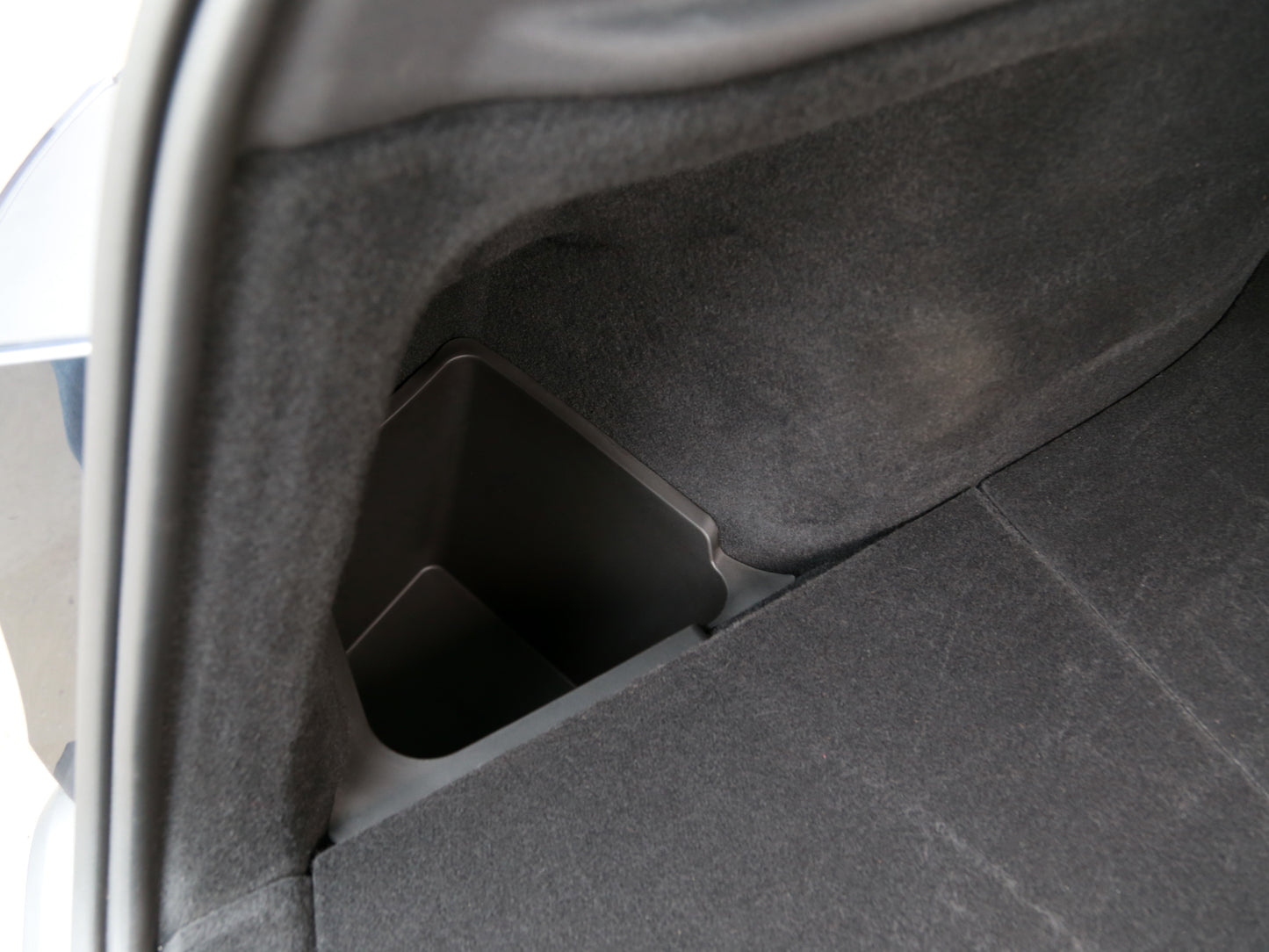 Model Y Juniper 2026+: Rear Trunk Side Storage Bins + Flocked Lids (4 PCs)