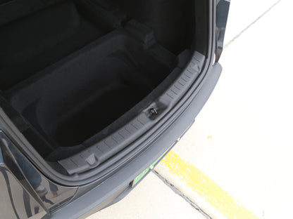 Model Y Juniper 2026+: TPE Trunk Sill Cover