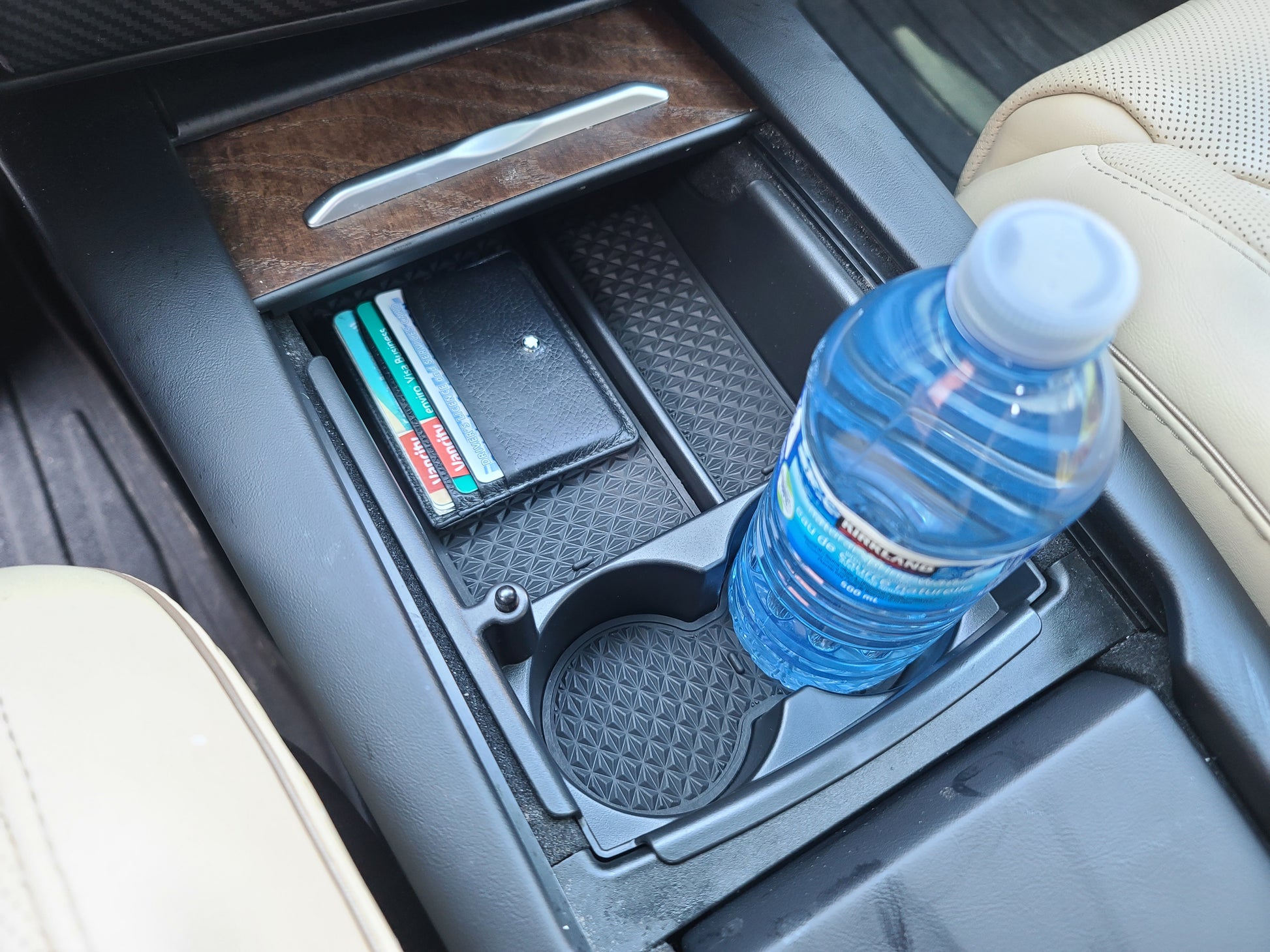 Model S/X 2016-2020: Centre Console Cup Tray Organizer