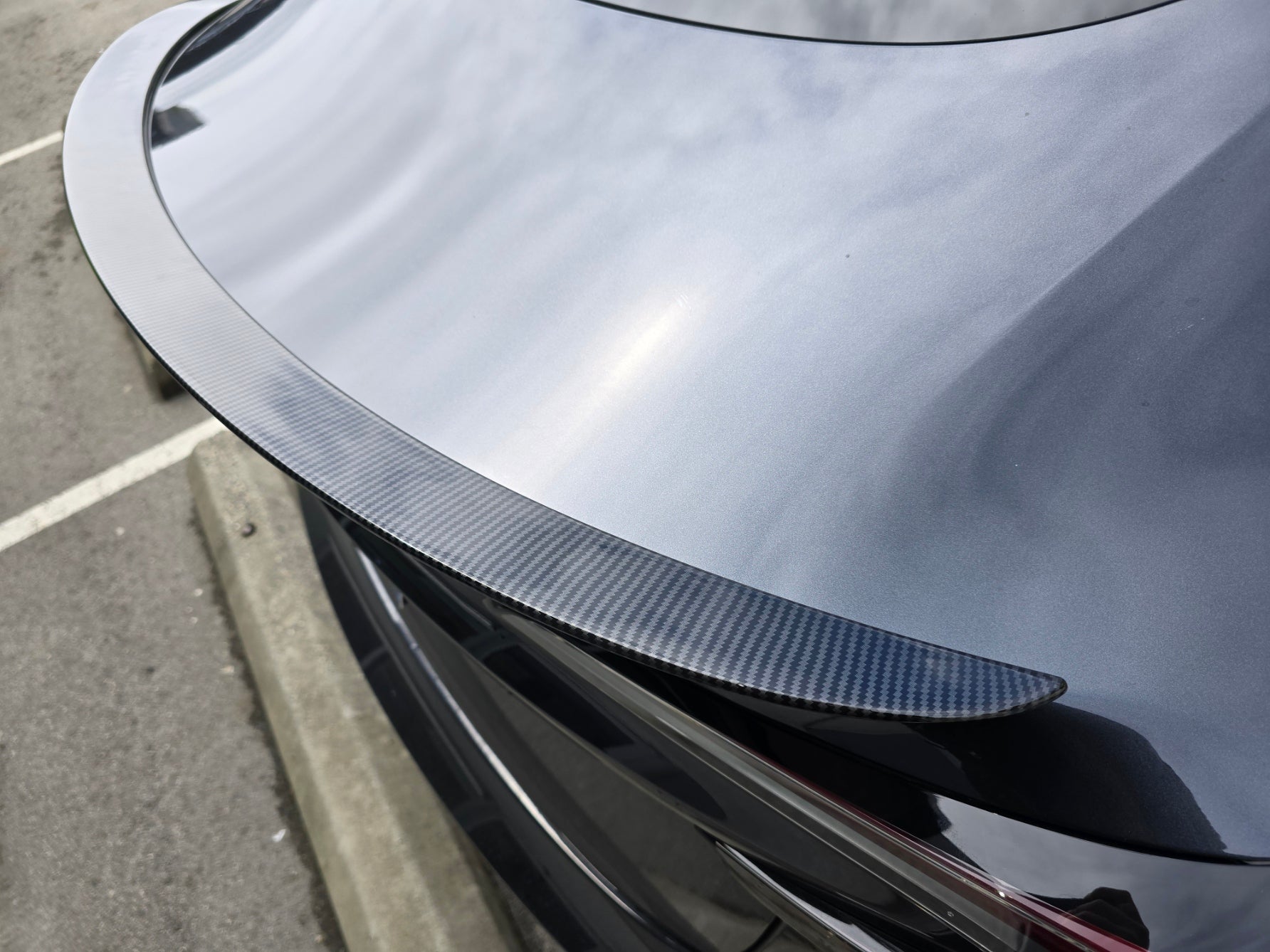 model-3-highland-2024-performance-spoiler-abs-coating