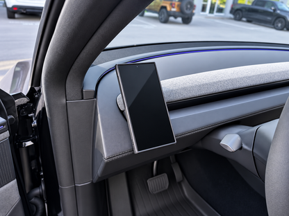 Model 3 Highland 2024+/ Y Juniper 2026+: Dashboard MagSafe Magnetic Phone Holder