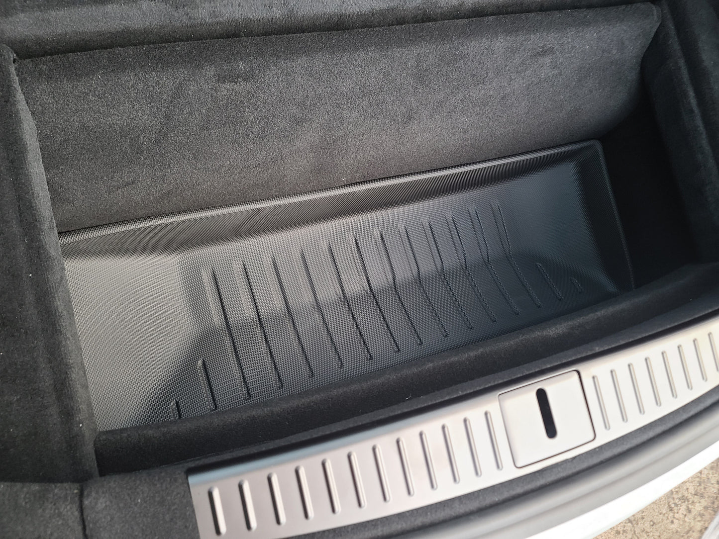 Model S 2021-2022: TPO Trunk Storage Compartment Mat