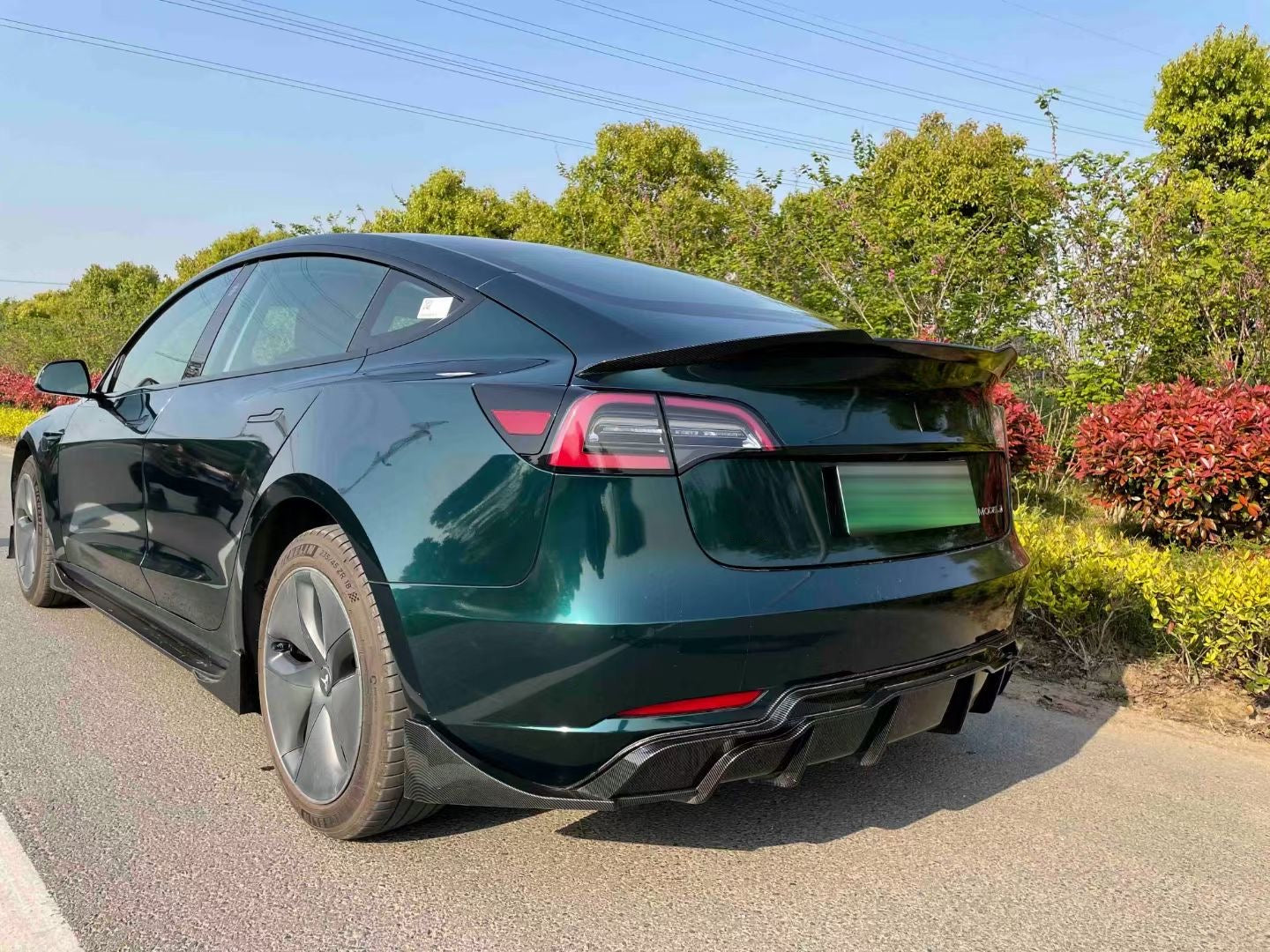 Model 3: Aero Rear Bumper Diffuser and Splitters