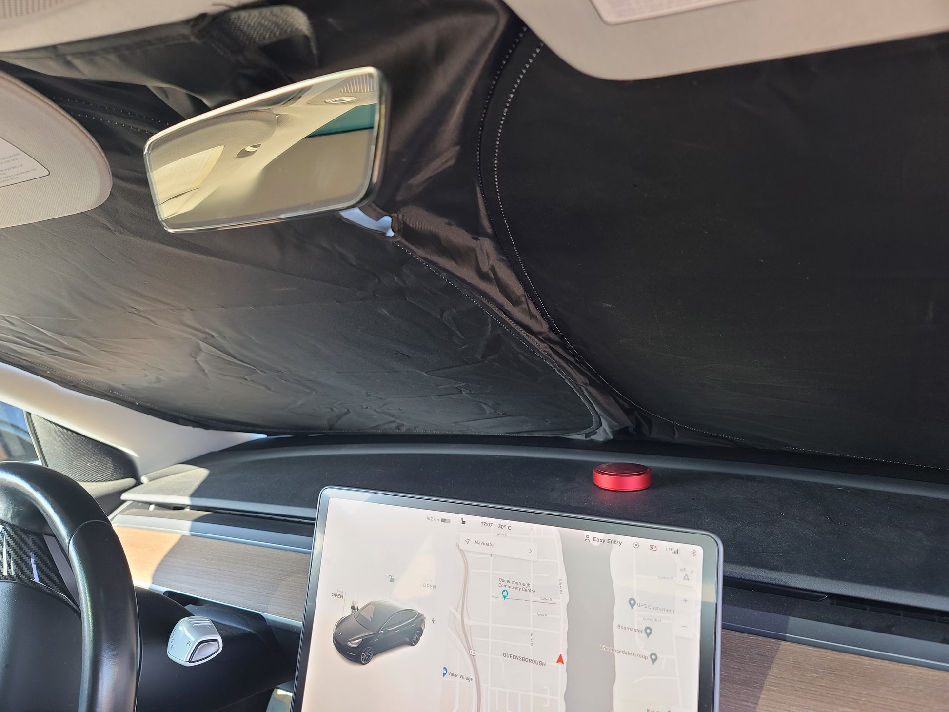 Model 3/Y: Front Foldable Windshield Sunshade