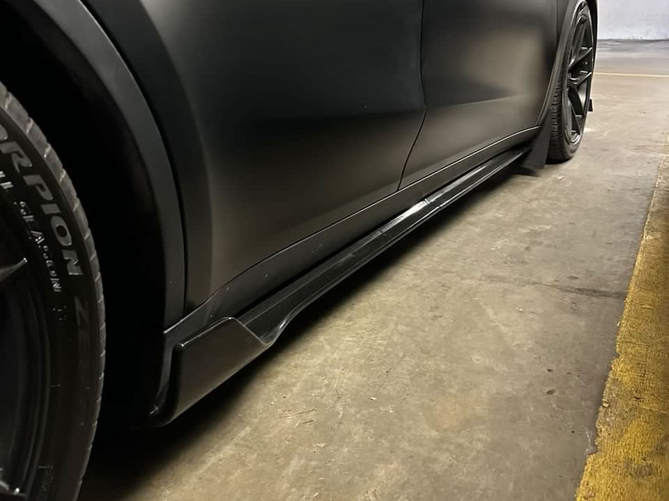 Model Y: Side Skirt Kit (4 PCs)