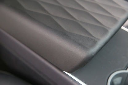Model 3/Y: TPE Rubber Armrest Protection Cover