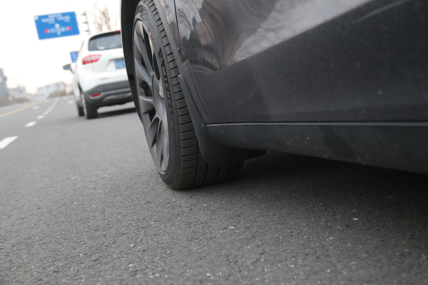 Model Y: Drill-free Mud Flaps Splash Guards (4 PCs)