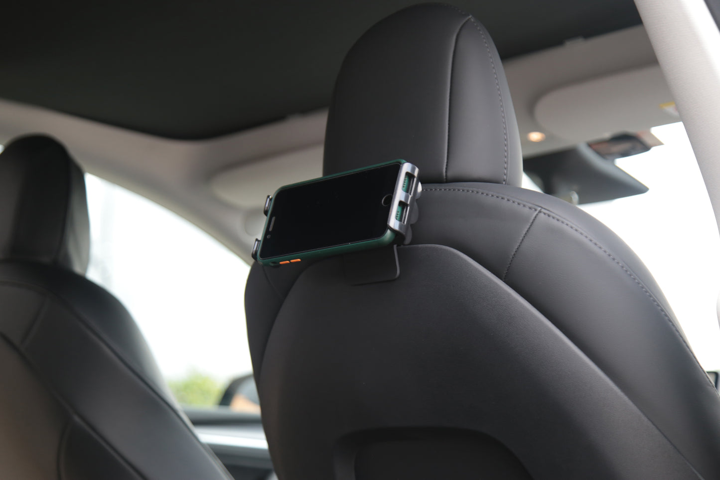 Model S/3/X/Y: Rear Seat Phone/Pad Holder