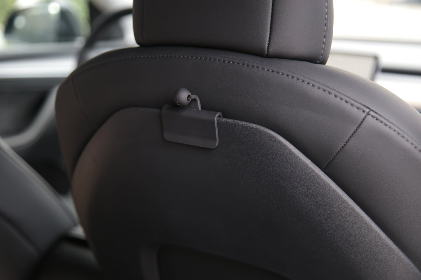 Model S/3/X/Y: Rear Seat Phone/Pad Holder