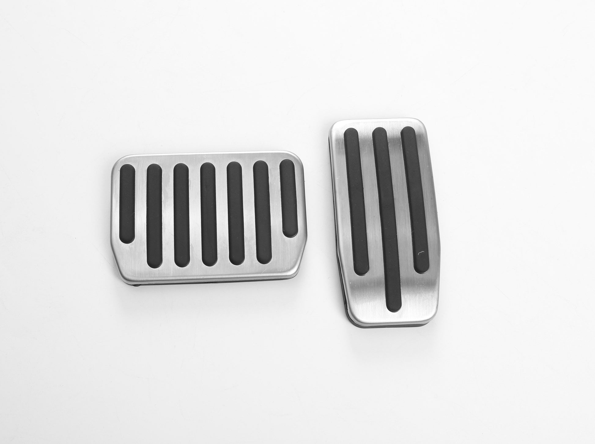 Model-3-Y-Performance-Gas-Brake-Metal-Pedals-Set 3