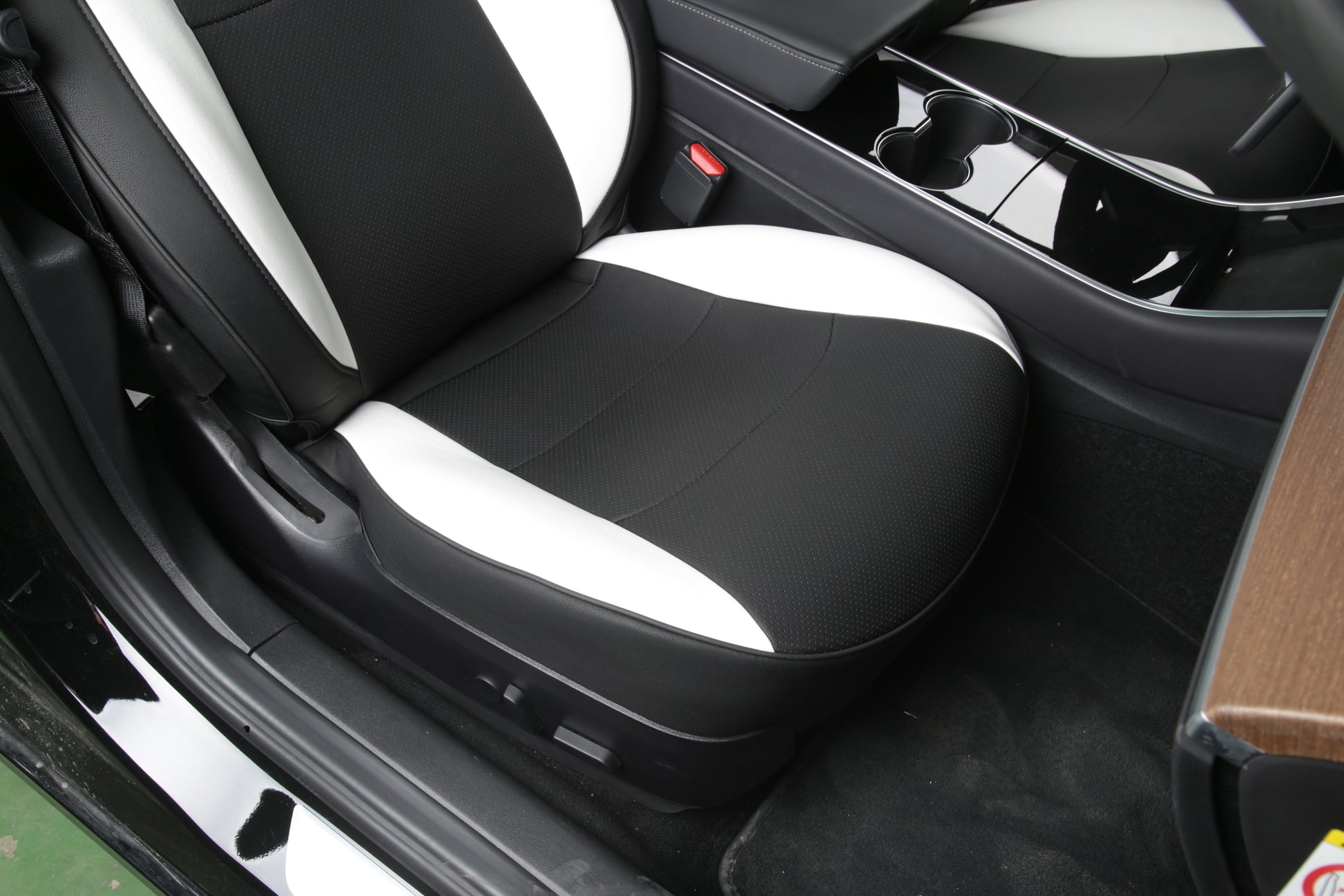 model-y-pu-leather-full-seat-cover-12-pcs
